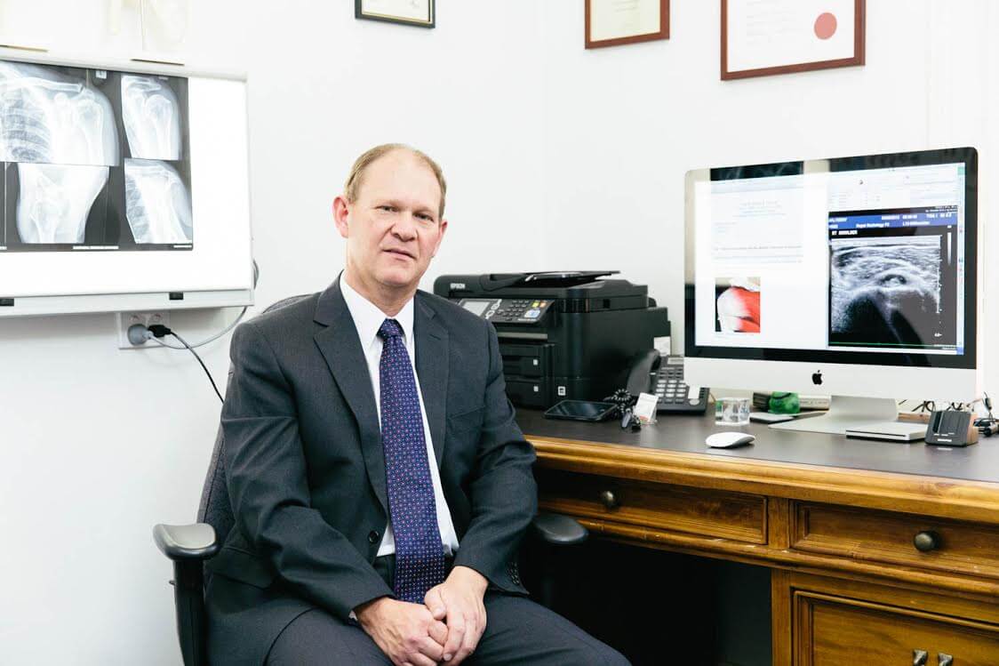 Dr Gavin Nimon